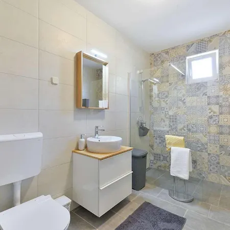 House Barba - Vrana *