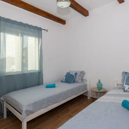 House Barba - Vrana