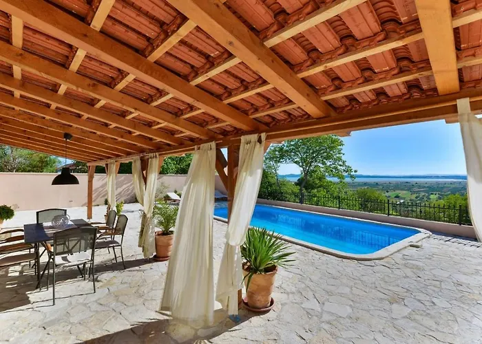 House Barba - Vrana 빌라 *