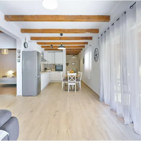House Barba - Vrana