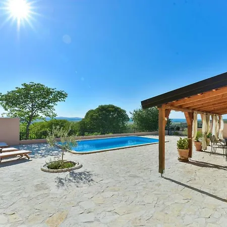 House Barba - Vrana