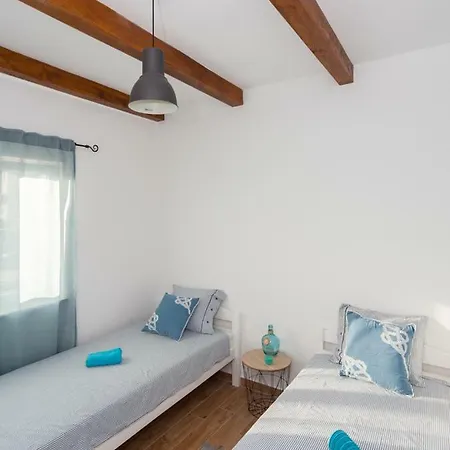 House Barba - Vrana *