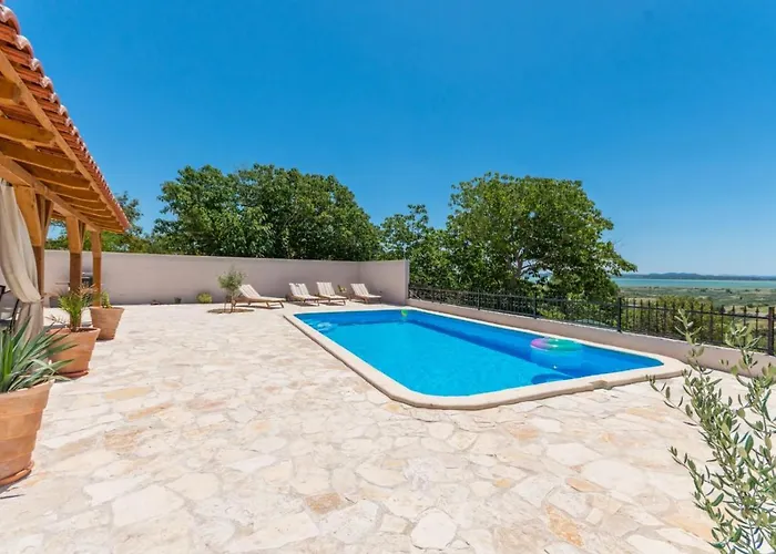 House Barba - Vrana