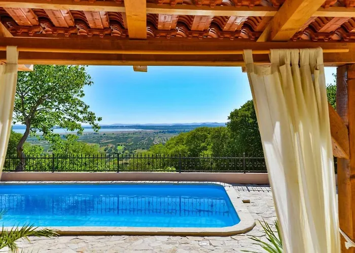 House Barba - Vrana וילה פאקוסטאן